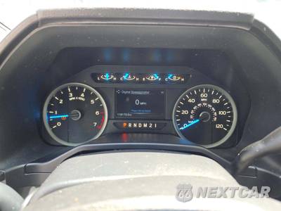 2015 Ford F-150 XLT Crew Cab Medium Bed - zdjęcie 9 z 25 - miniatura