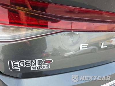 2025 Hyundai Elantra SEL Sport - zdjęcie 21 z 24 - miniatura