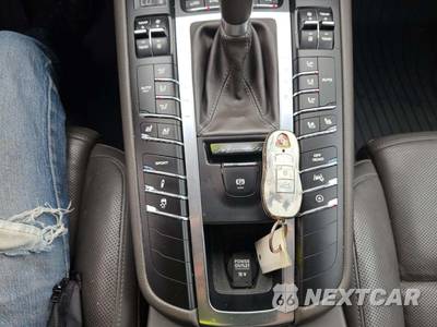2016 Porsche Macan Turbo - zdjęcie 5 z 22 - miniatura