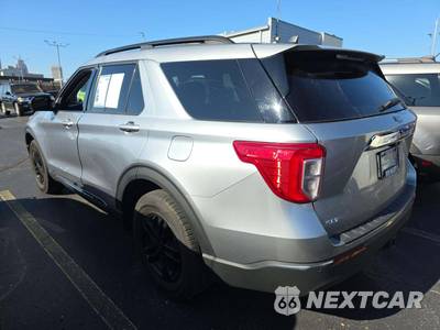 2024 Ford Explorer XLT - zdjęcie 2 z 21 - miniatura