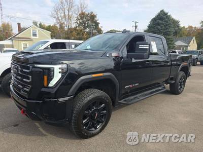 2025 GMC Sierra 2500HD AT4 Crew Cab Medium Bed 4SB