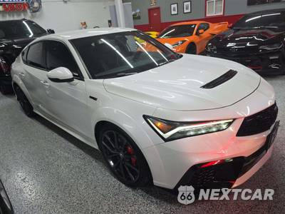 2025 Acura Integra Type S - zdjęcie 4 z 20 - miniatura