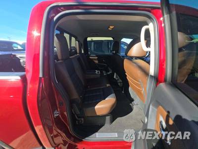 2018 Nissan TITAN Platinum Reserve Crew Cab Short Bed - zdjęcie 16 z 26 - miniatura