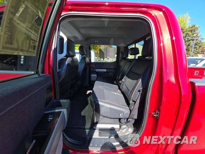 2024 Ford Super Duty F-350 Lariat Crew Cab Long Bed - zdjęcie 13 z 22 - miniatura