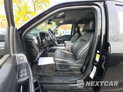 2023 Ford Super Duty F-250 Lariat Crew Cab Medium Bed - zdjęcie 6 z 21 - miniatura