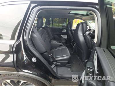 2025 Lincoln Aviator Reserve - zdjęcie 17 z 21 - miniatura
