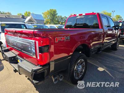 2024 Ford Super Duty F-350 King Ranch Crew Cab Long Bed - zdjęcie 3 z 23 - miniatura