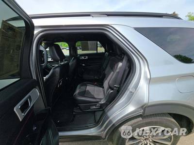 2024 Ford Explorer ST-Line - zdjęcie 13 z 22 - miniatura
