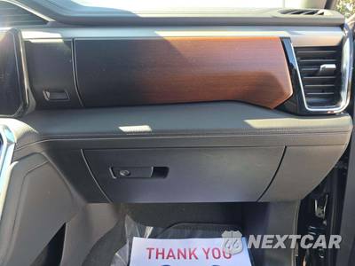 2024 GMC Sierra 2500HD Denali Crew Cab Medium Bed - zdjęcie 19 z 20 - miniatura