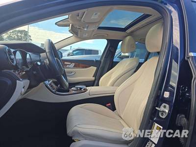 2019 Mercedes-Benz E 300 4MATIC Sedan - zdjęcie 6 z 24 - miniatura