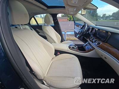 2019 Mercedes-Benz E 300 4MATIC Sedan - zdjęcie 18 z 24 - miniatura
