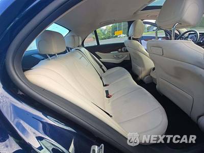 2019 Mercedes-Benz E 300 4MATIC Sedan - zdjęcie 16 z 24 - miniatura