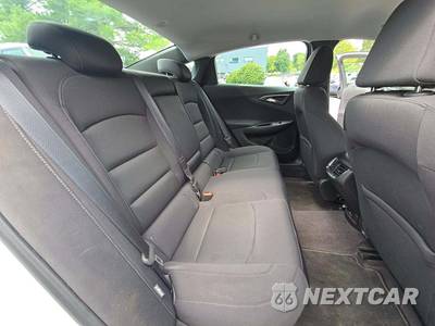 2017 Chevrolet Malibu LT 1LT - zdjęcie 13 z 21 - miniatura