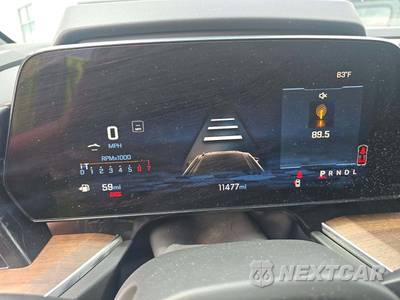 2025 Chevrolet Tahoe High Country 3LZ - zdjęcie 9 z 24 - miniatura