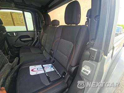 2021 Jeep Gladiator Mojave Crew Cab Medium Bed - zdjęcie 13 z 29 - miniatura
