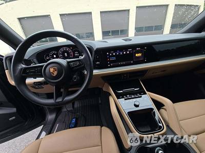 2025 Porsche Cayenne - zdjęcie 7 z 19 - miniatura