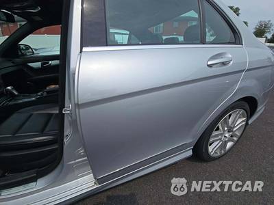 2009 Mercedes-Benz C 300 4MATIC - zdjęcie 20 z 28 - miniatura