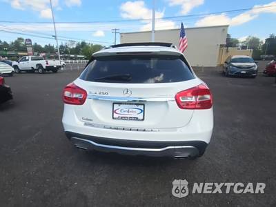 2019 Mercedes-Benz GLA 250 4MATIC - zdjęcie 4 z 26 - miniatura