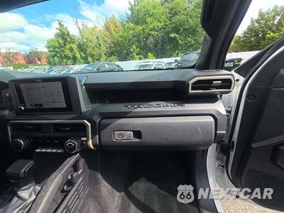 2024 Toyota Tacoma SR Extended Cab Long Bed - zdjęcie 17 z 27 - miniatura