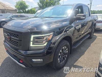 2024 Nissan TITAN PRO-4X Crew Cab Short Bed - zdjęcie 1 z 23 - miniatura