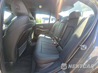 2022 BMW 3 Series Sedan 330i xDrive M SPORT LINE - zdjęcie 10 z 22 - miniatura