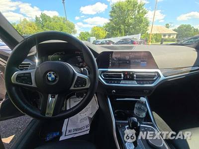 2022 BMW 3 Series Sedan 330i xDrive M SPORT LINE - zdjęcie 7 z 22 - miniatura