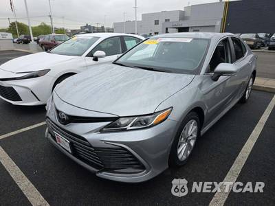 2024 Toyota Camry LE - zdjęcie 1 z 28 - miniatura