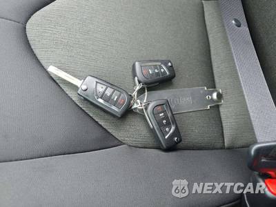 2024 Toyota Camry LE - zdjęcie 8 z 28 - miniatura