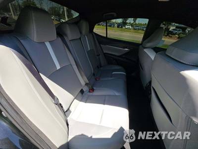 2025 Toyota Camry SE - zdjęcie 13 z 20 - miniatura