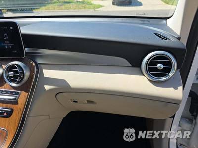 2022 Mercedes-Benz GLC 300 - zdjęcie 16 z 23 - miniatura