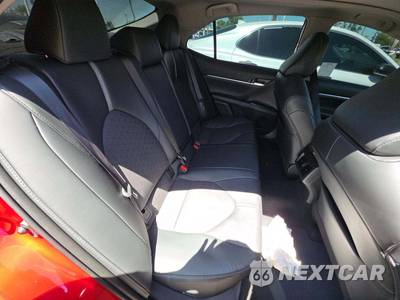 2024 Toyota Camry XSE - zdjęcie 10 z 21 - miniatura