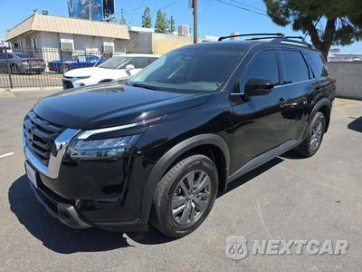 2025 Nissan Pathfinder SV - zdjęcie 1 z 22 - miniatura
