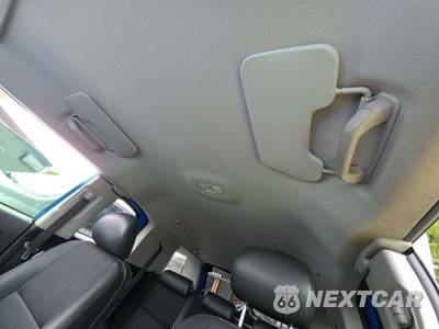 2008 Toyota FJ Cruiser w/Rear Doors - zdjęcie 11 z 27 - miniatura