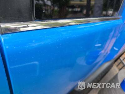 2008 Toyota FJ Cruiser w/Rear Doors - zdjęcie 25 z 27 - miniatura