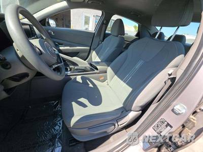 2021 Hyundai Elantra SEL - zdjęcie 3 z 22 - miniatura