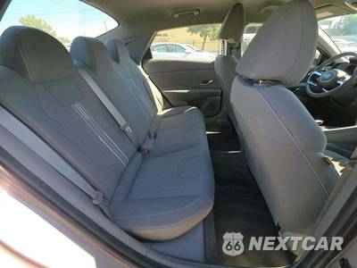 2021 Hyundai Elantra SEL - zdjęcie 13 z 22 - miniatura
