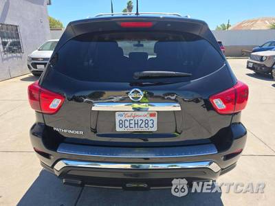 2018 Nissan Pathfinder S - zdjęcie 12 z 23 - miniatura