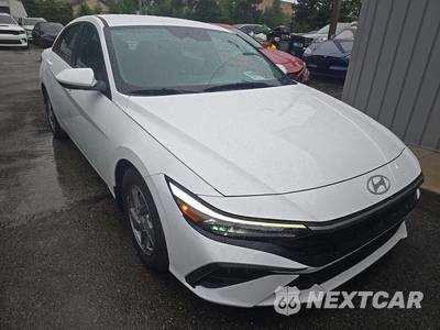2024 Hyundai Elantra SE - zdjęcie 4 z 20 - miniatura