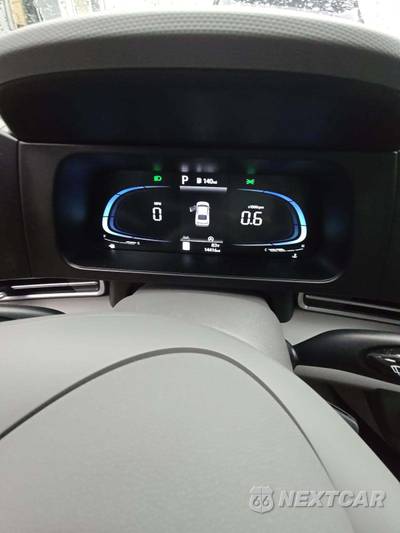 2024 Hyundai Elantra SE - zdjęcie 9 z 20 - miniatura