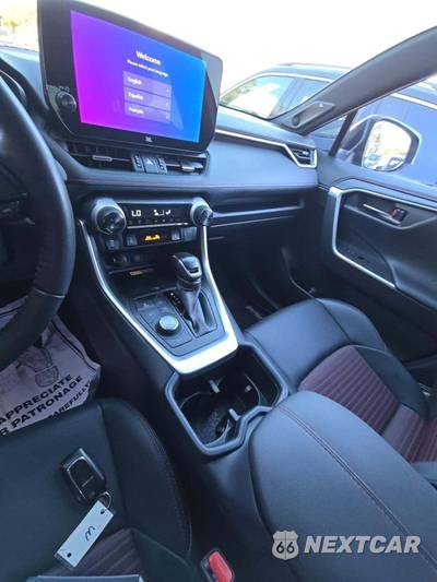 2024 Toyota RAV4 Prime XSE - zdjęcie 10 z 20 - miniatura