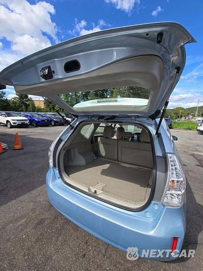 2012 Toyota Prius v Three - zdjęcie 14 z 20 - miniatura