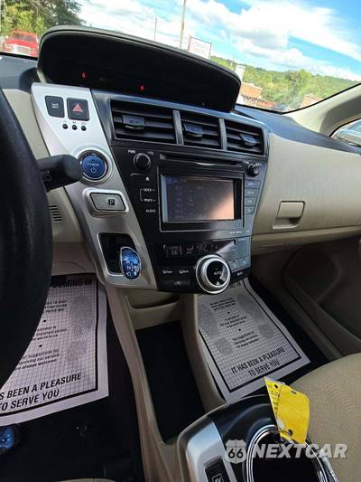 2012 Toyota Prius v Three - zdjęcie 10 z 20 - miniatura