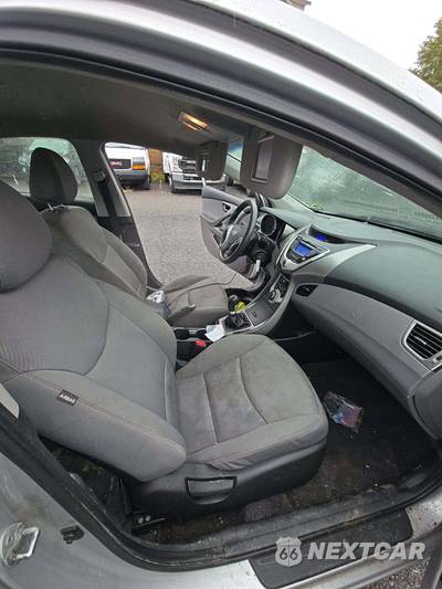 2012 Hyundai Elantra GLS Sedan - zdjęcie 18 z 26 - miniatura