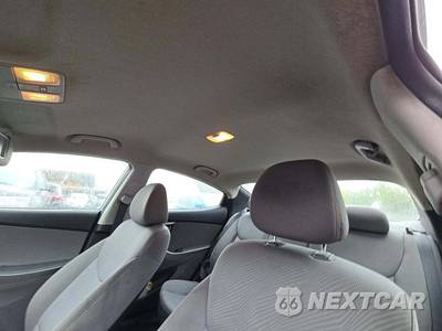 2012 Hyundai Elantra GLS Sedan - zdjęcie 11 z 26 - miniatura