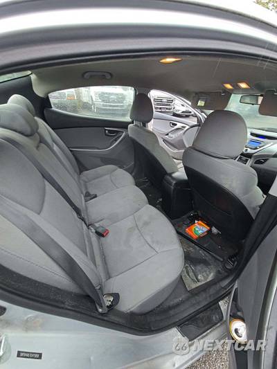 2012 Hyundai Elantra GLS Sedan - zdjęcie 16 z 26 - miniatura