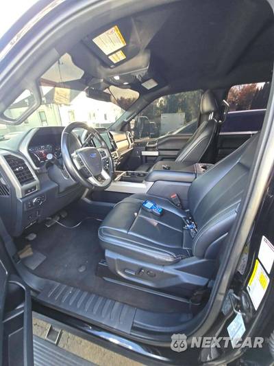 2022 Ford Super Duty F-250 Lariat Crew Cab Long Bed - zdjęcie 6 z 20 - miniatura