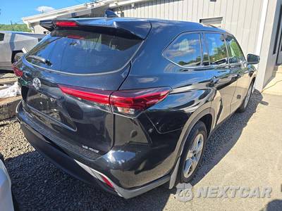 2020 Toyota Highlander LE - zdjęcie 3 z 22 - miniatura