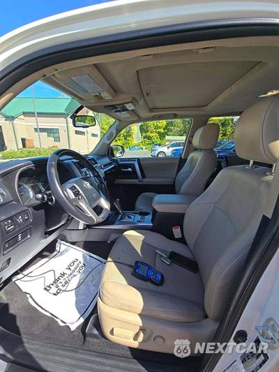 2014 Toyota 4Runner Limited - zdjęcie 6 z 21 - miniatura