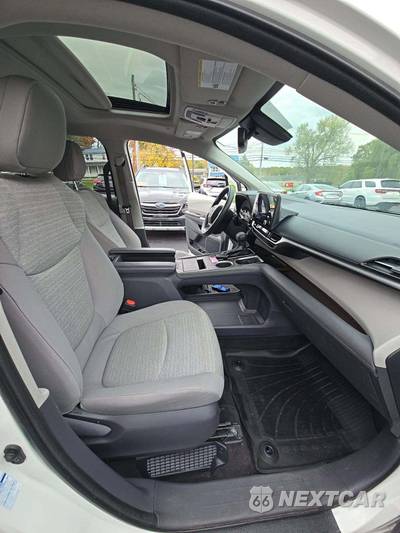 2021 Toyota Sienna LE 8-Passenger 120.5" WB - zdjęcie 19 z 22 - miniatura