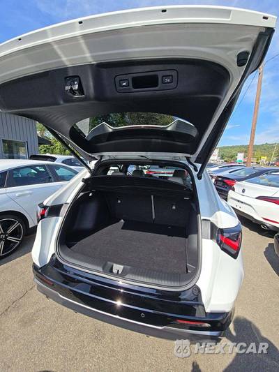 2026 Acura ADX w/A-Spec Advance Package - zdjęcie 14 z 20 - miniatura